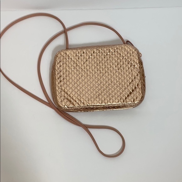 Vera Bradley Rose Gold Crossbody Bag - Picture 3 of 7